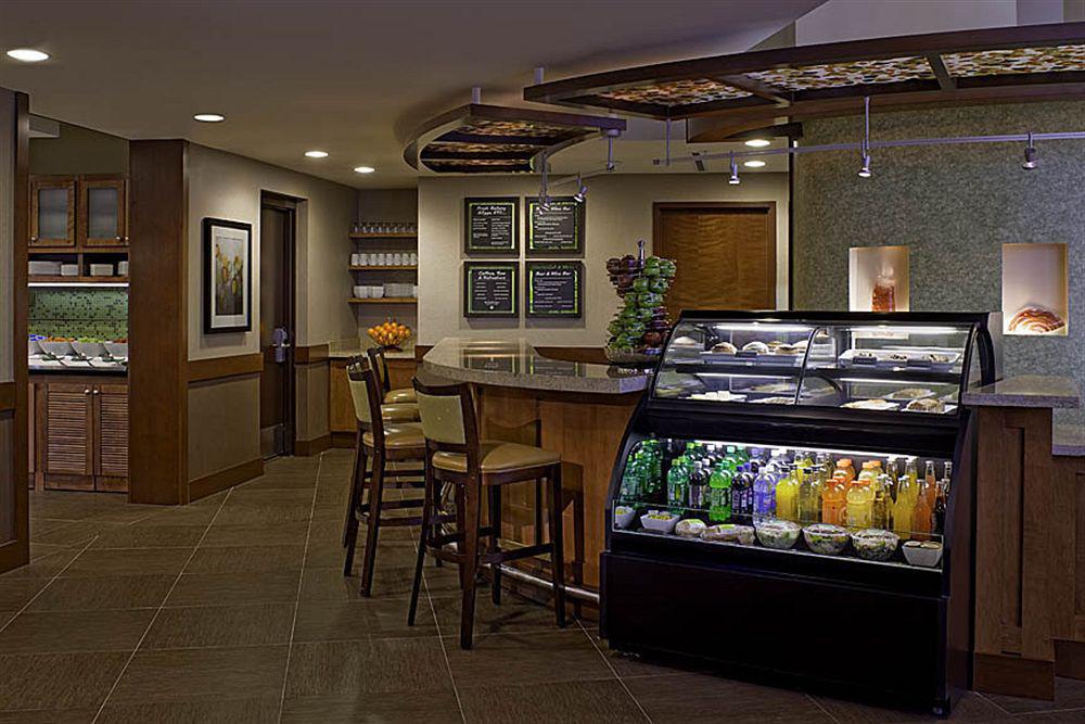 Hyatt Place Milford/New Haven Restoran gambar